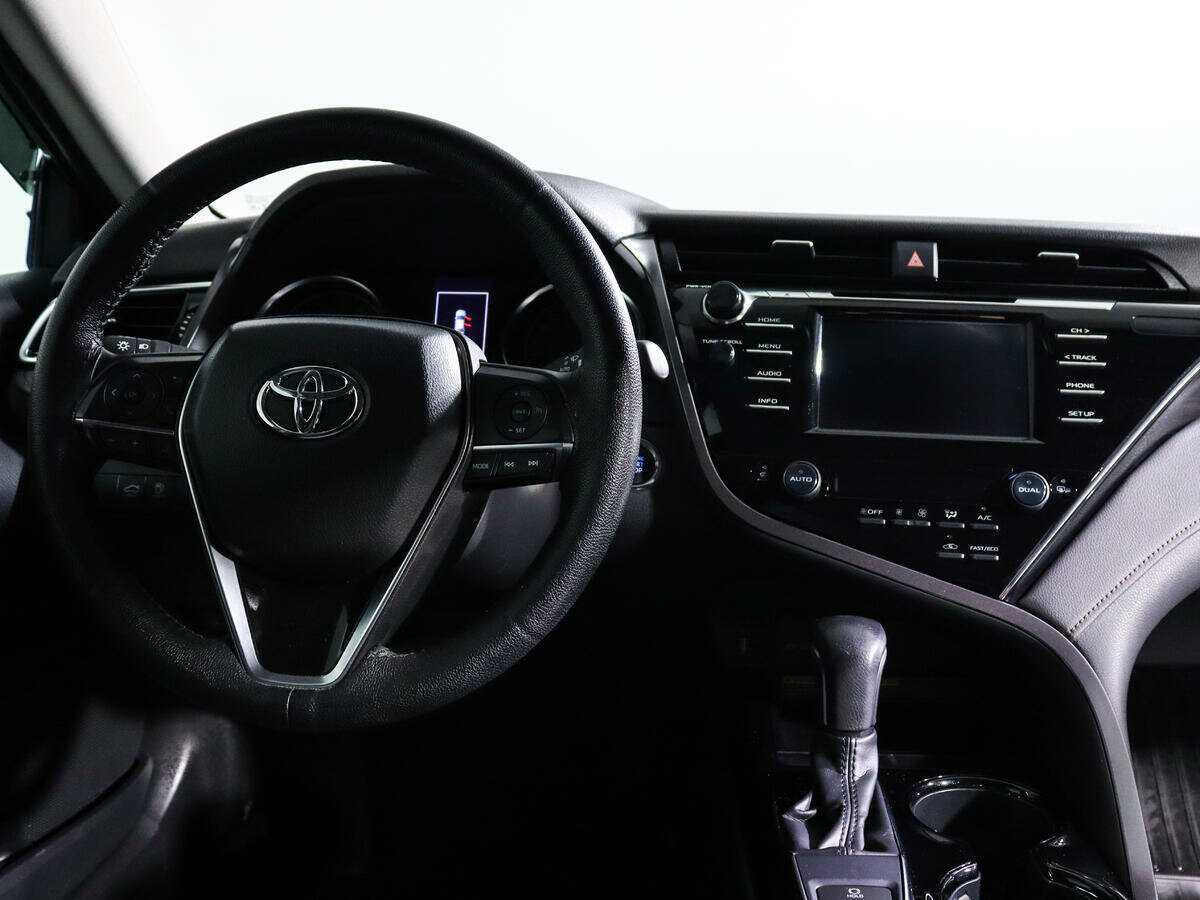 Toyota Camry, 2020 Фото №10