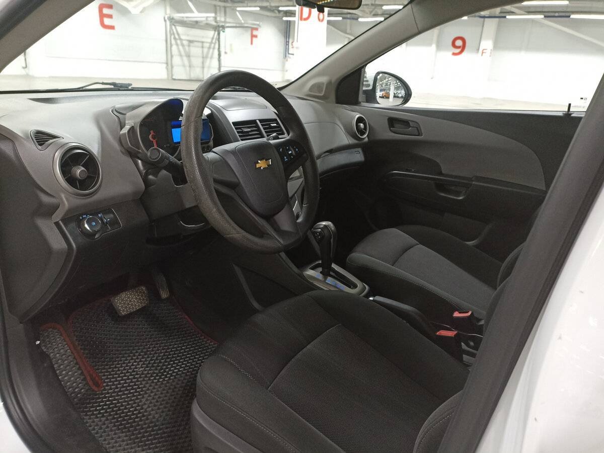 Chevrolet Aveo, 2012 Фото №16