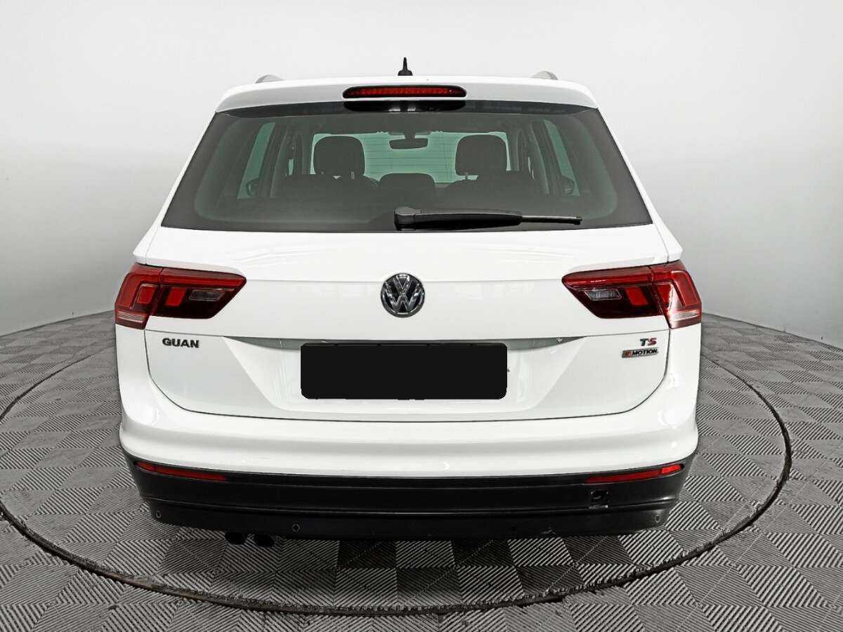 Volkswagen Tiguan, 2017 Фото №6