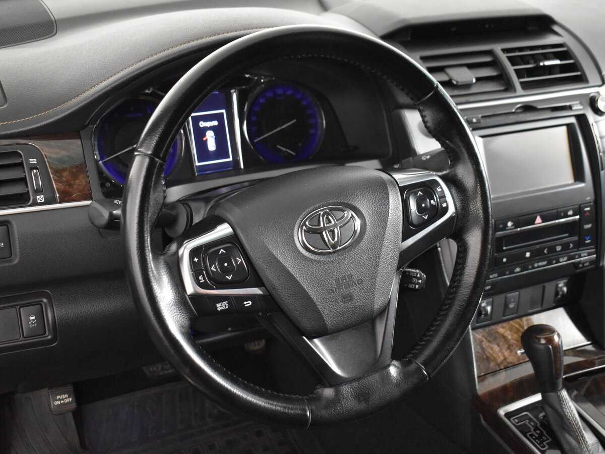 Toyota Camry, 2017 Фото №11