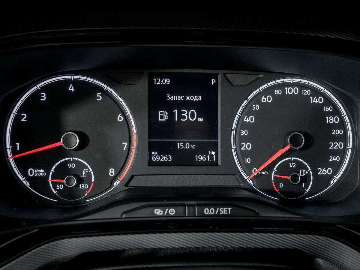Volkswagen Polo, 2020 Фото №11