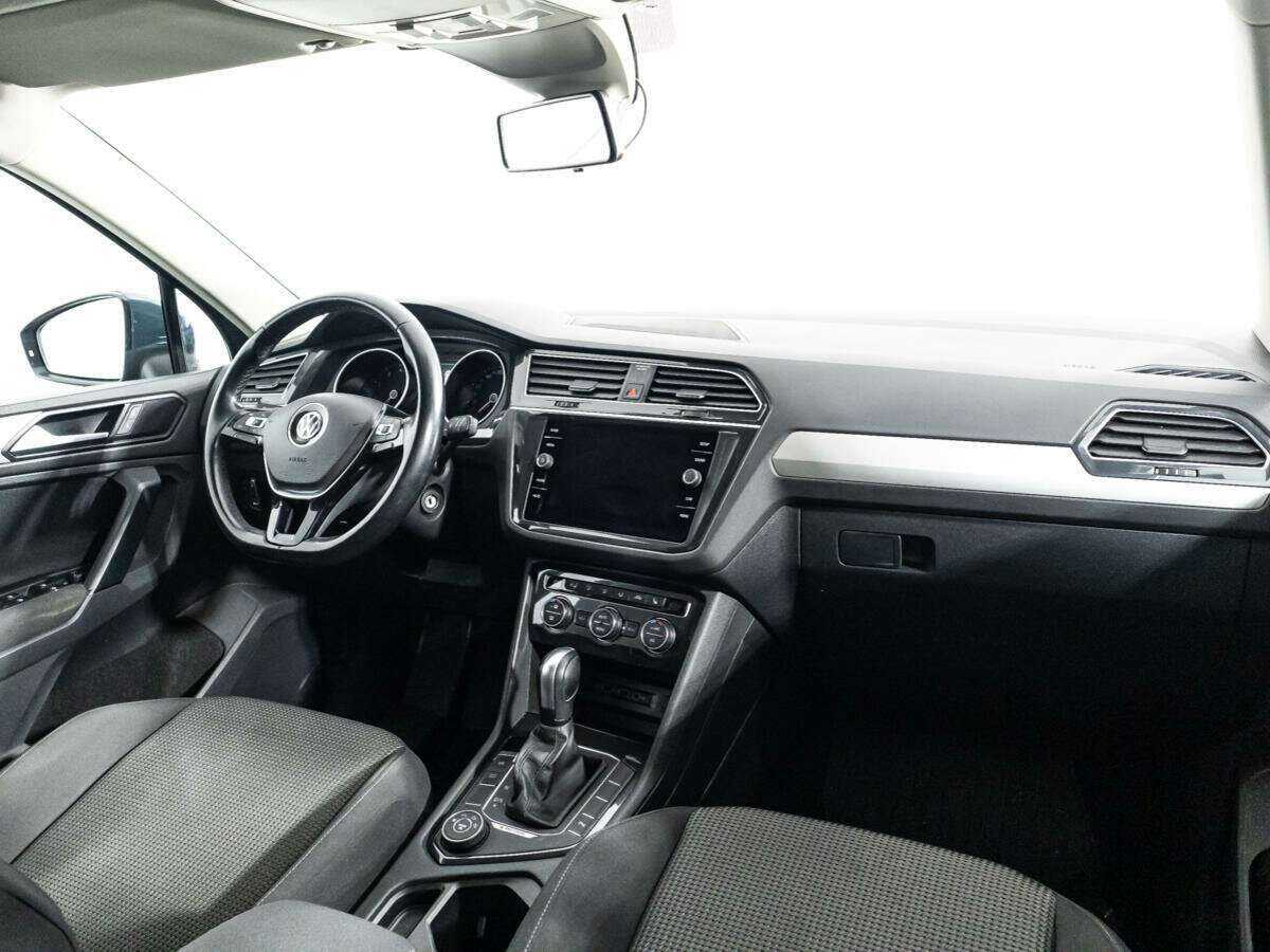 Volkswagen Tiguan, 2019 Фото №9