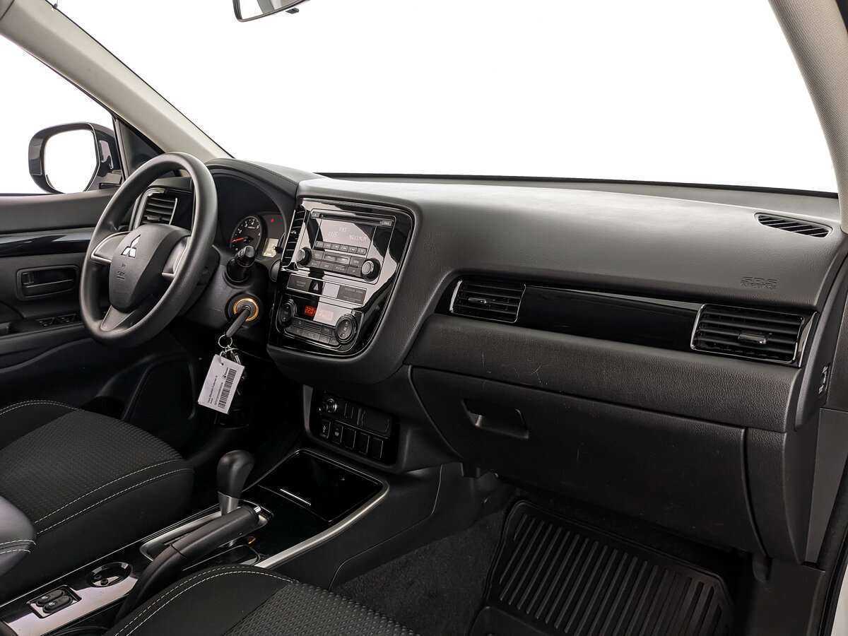Mitsubishi Outlander, 2019 Фото №9