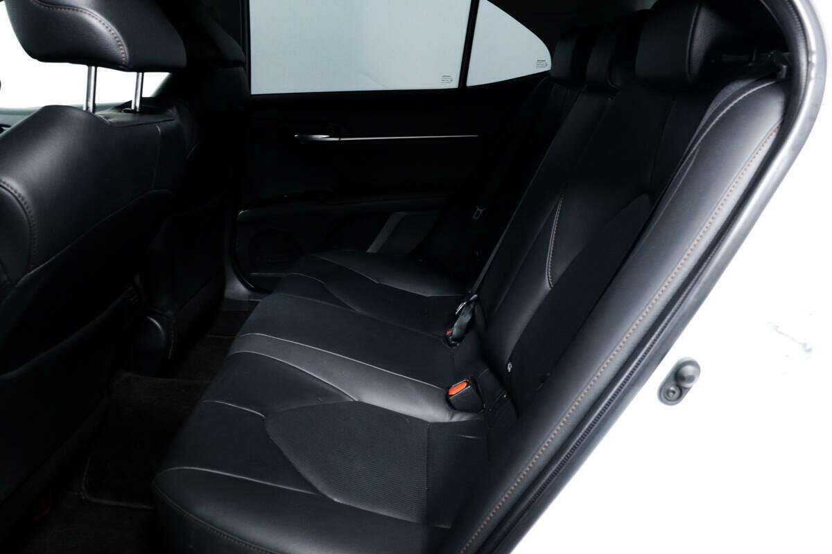 Toyota Camry, 2019 Фото №12