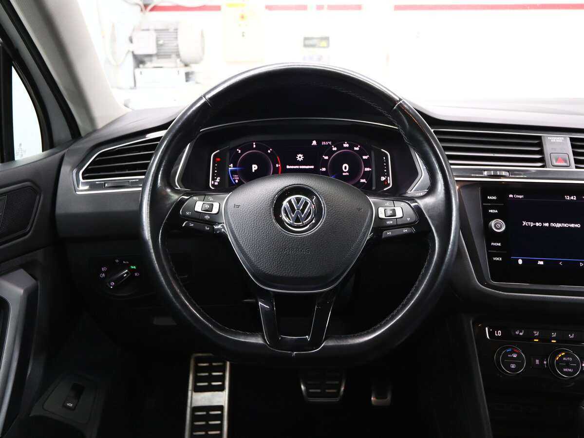 Volkswagen Tiguan, 2019 Фото №19