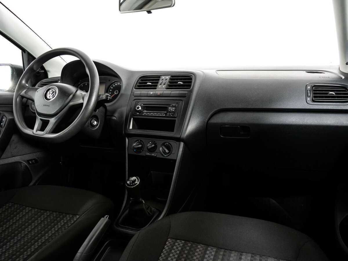 Volkswagen Polo, 2018 Фото №7
