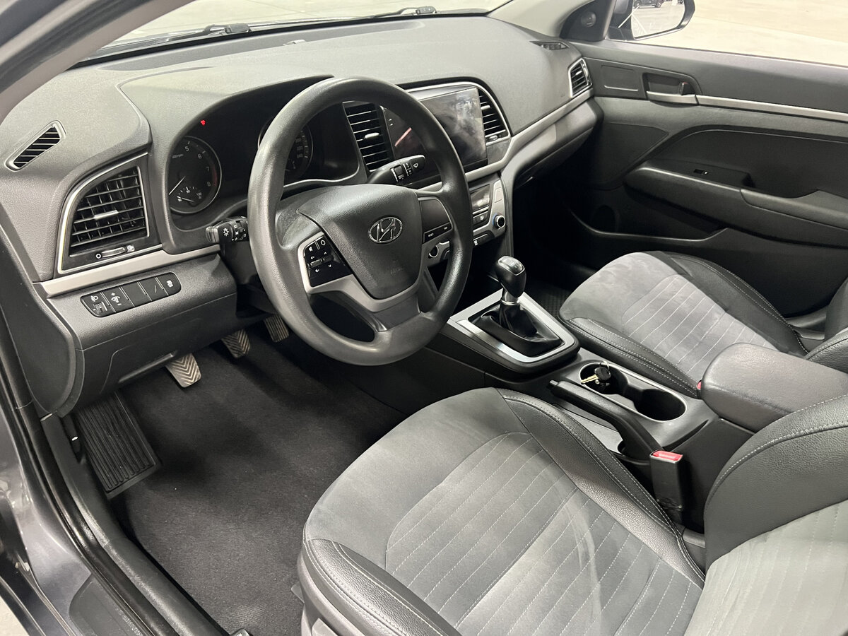 Hyundai Elantra VI (AD), 2016 Фото №16