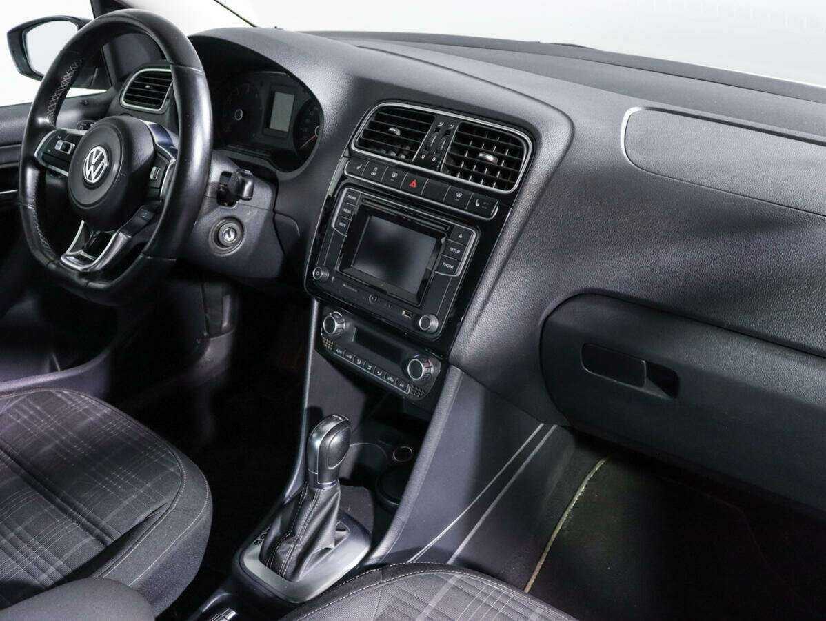 Volkswagen Polo, 2017 Фото №9
