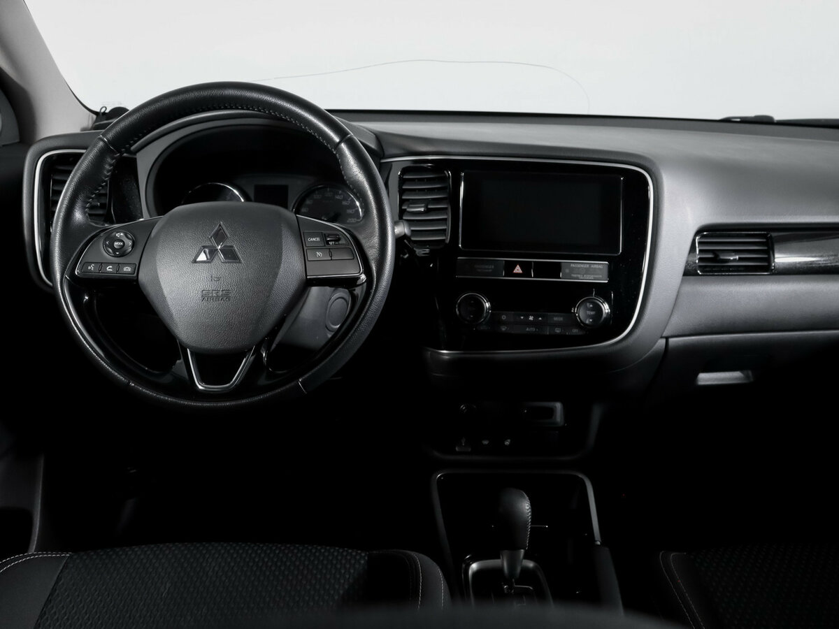 Mitsubishi Outlander III Рестайлинг 3, 2019 Фото №12