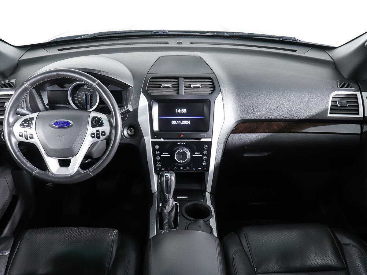 Ford Explorer, 2013 Фото №14