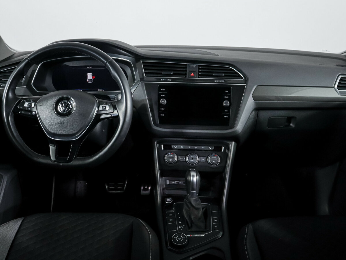 Volkswagen Tiguan II, 2018 Фото №10