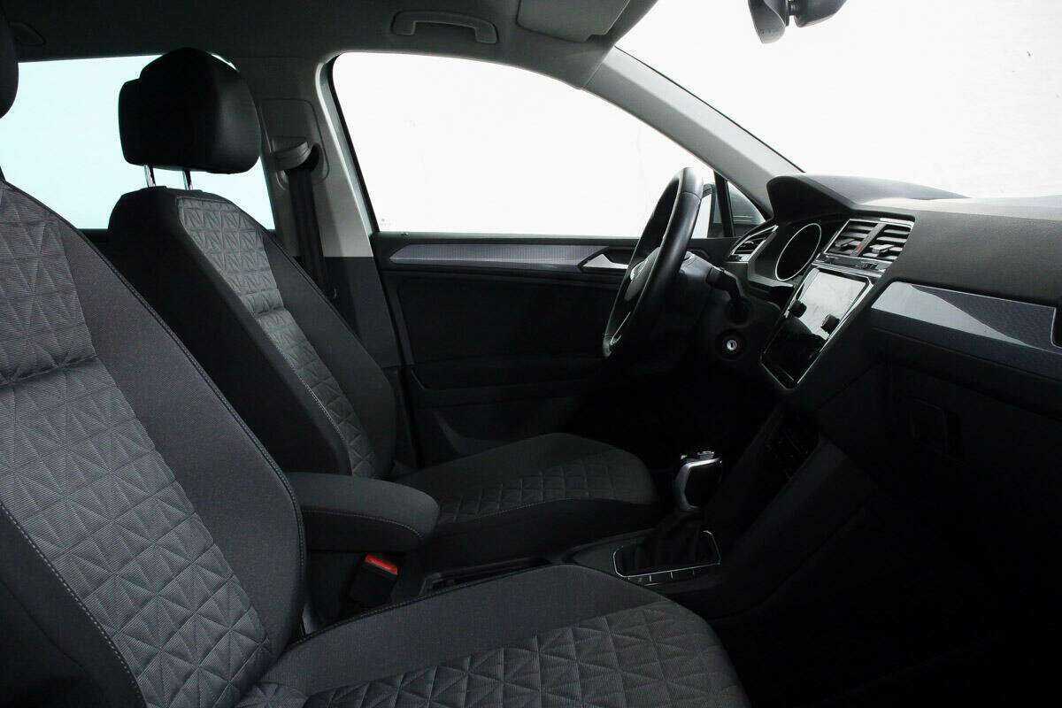 Volkswagen Tiguan, 2021 Фото №8
