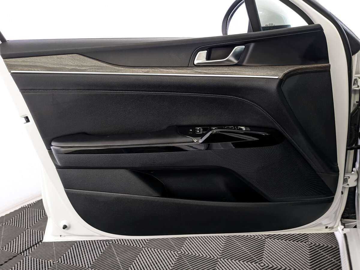 Kia K5, 2020 Фото №19