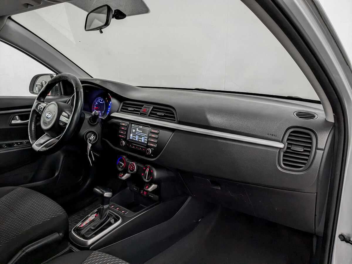 Kia Rio X-Line, 2020 Фото №10