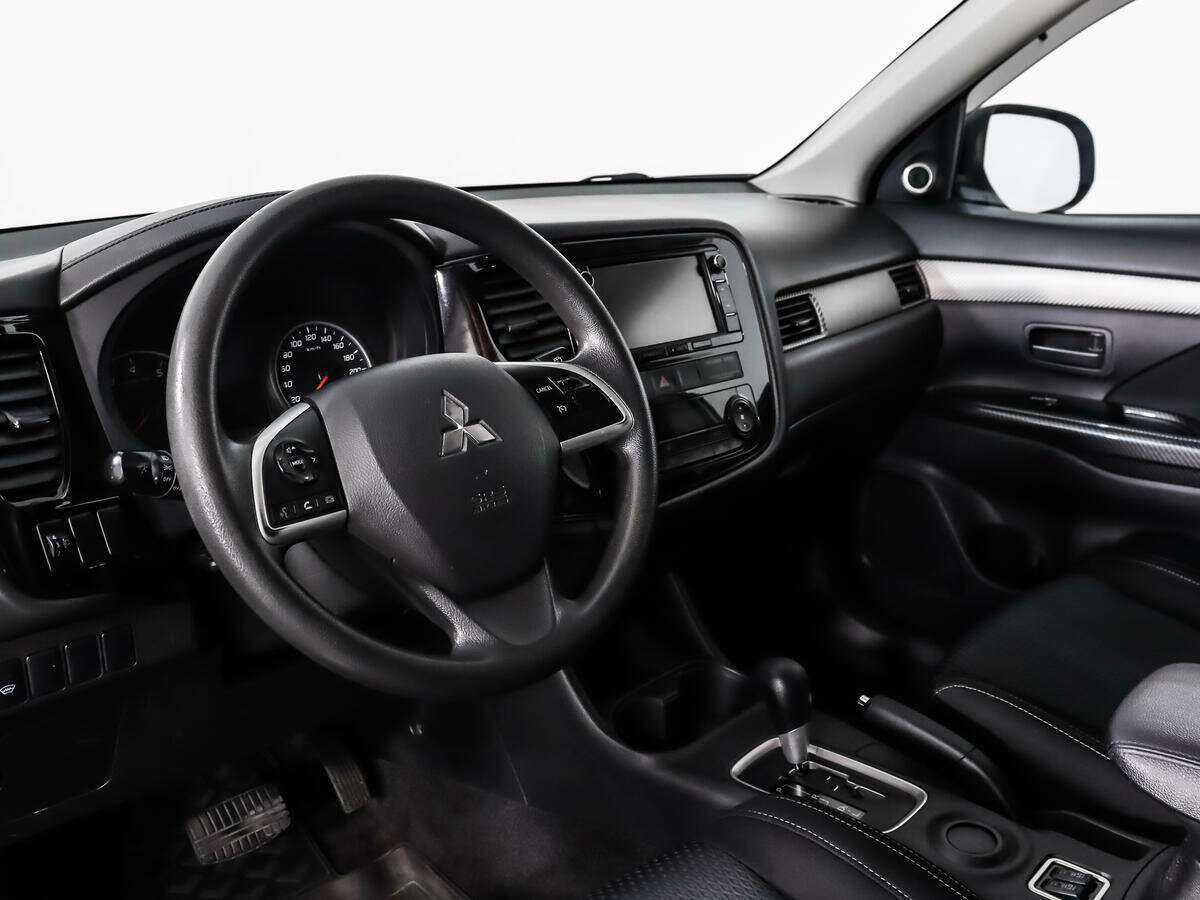 Mitsubishi Outlander, 2016 Фото №9