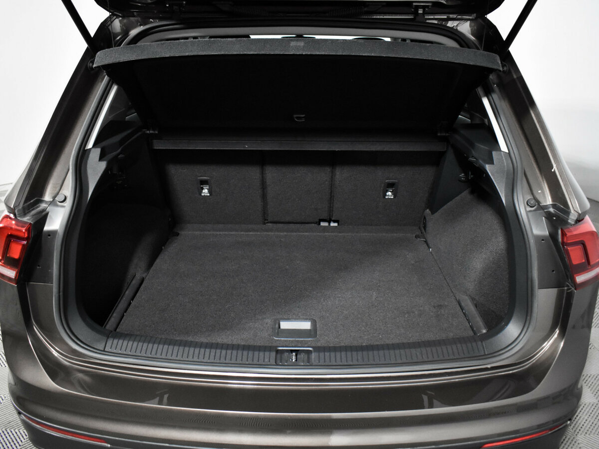 Volkswagen Tiguan II, 2018 Фото №19