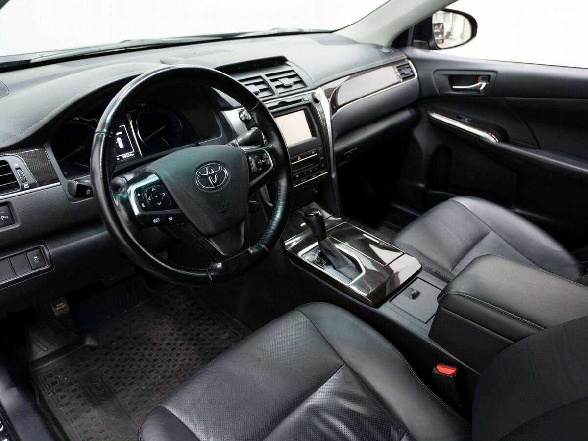Toyota Camry, 2018 Фото №10