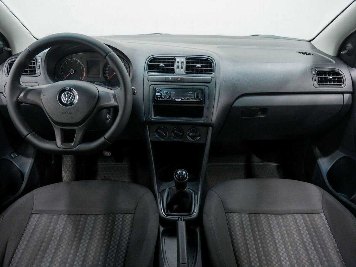 Volkswagen Polo, 2020 Фото №10