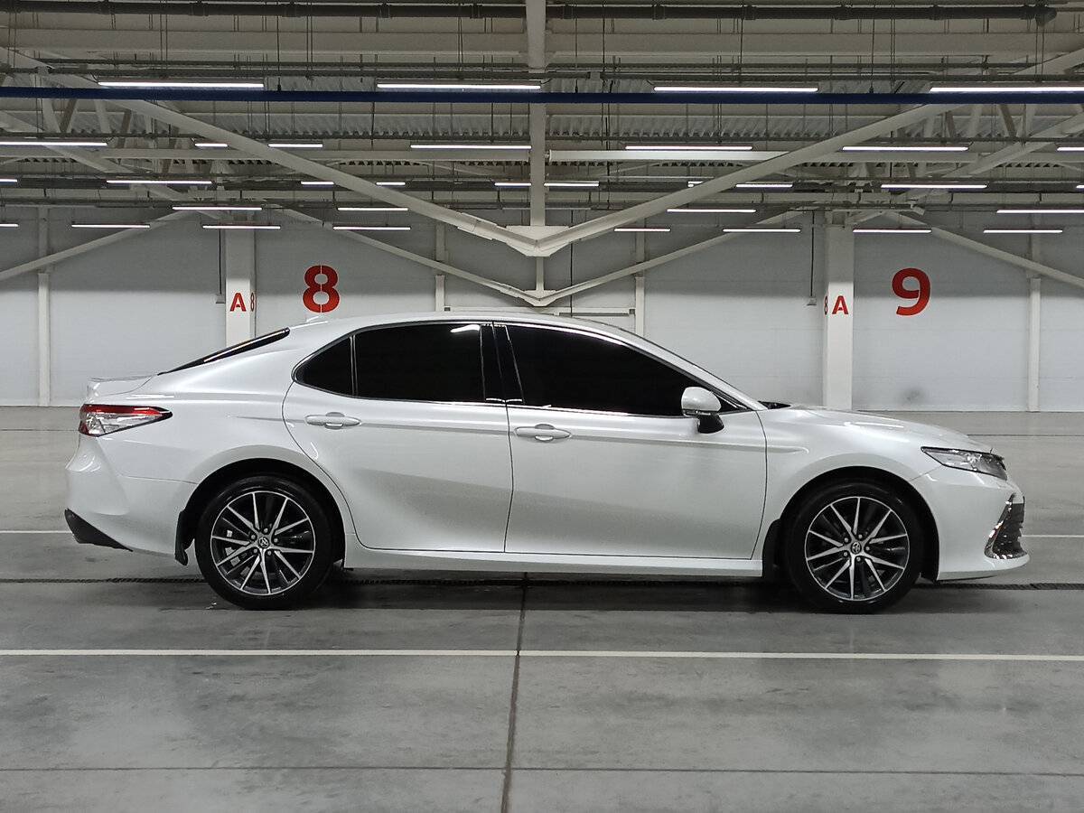 Toyota Camry, 2021 Фото №4