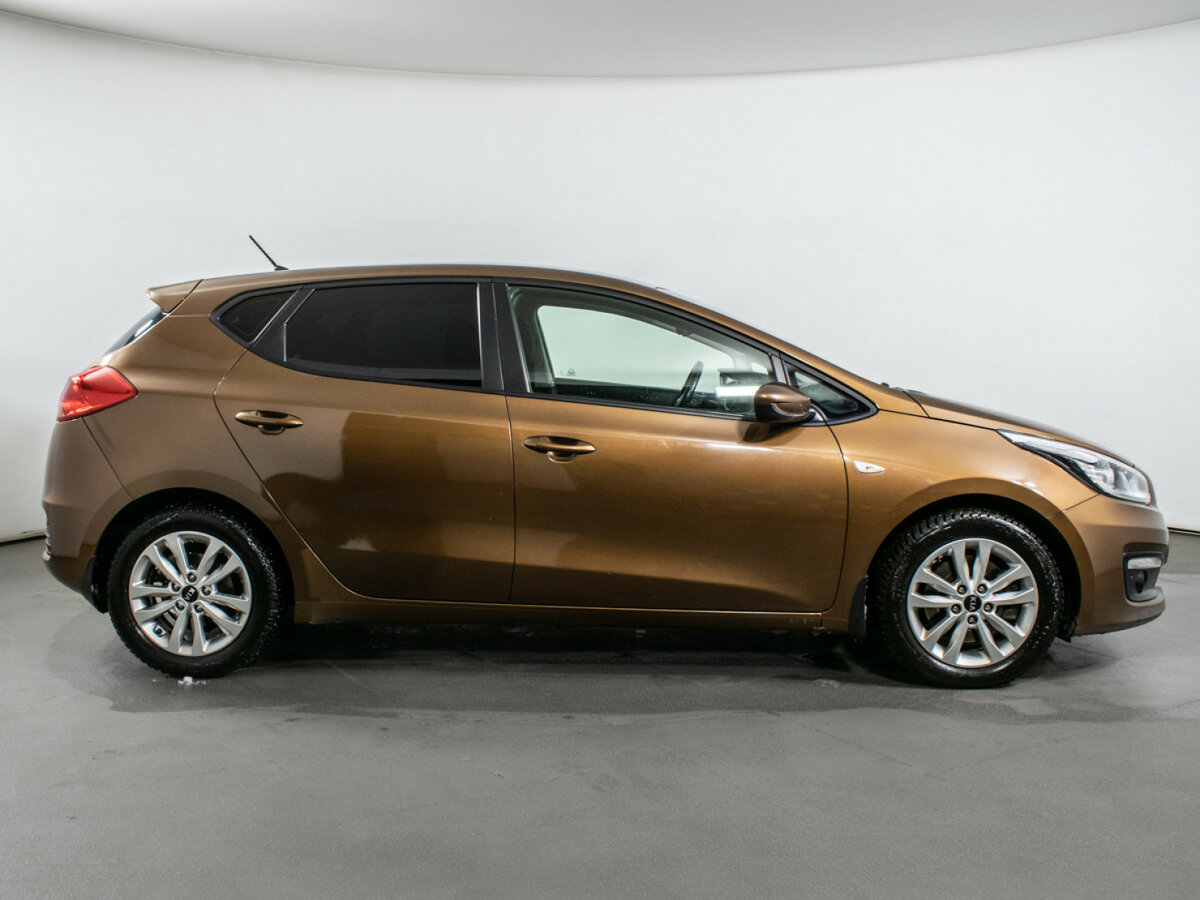 Kia Ceed II Рестайлинг, 2016 Фото №4