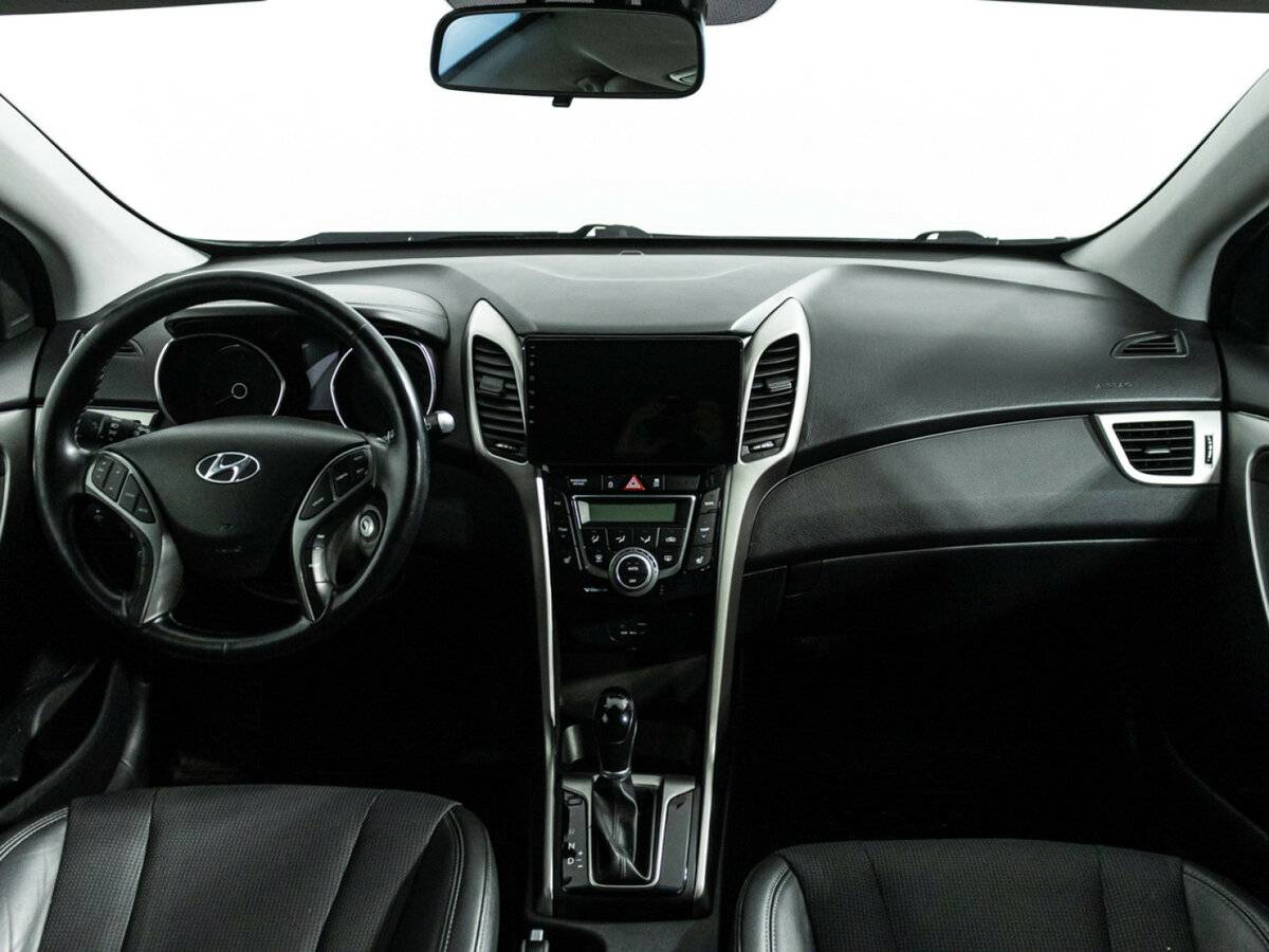 Hyundai i30 II Рестайлинг, 2015 Фото №13