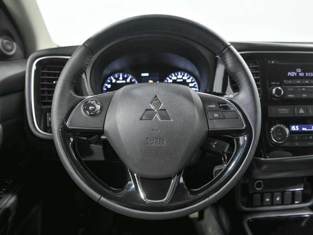 Mitsubishi Outlander, 2018 Фото №8