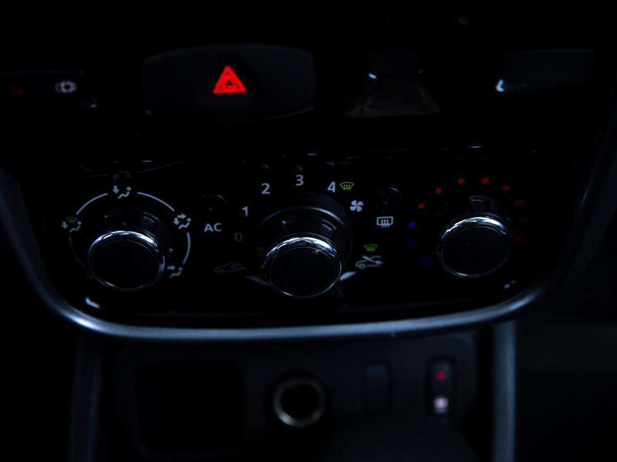 Renault Duster, 2013 Фото №16
