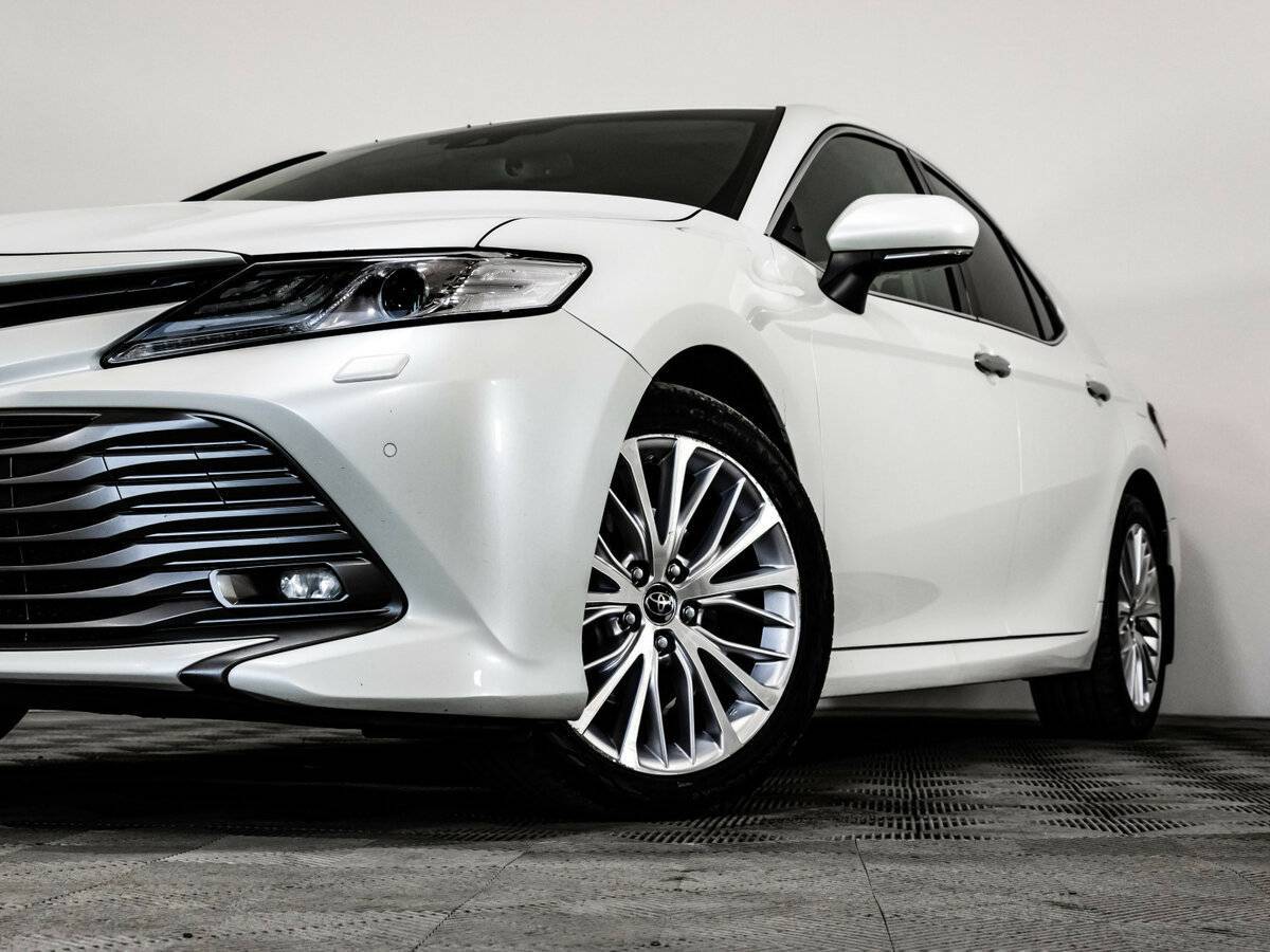 Toyota Camry, 2018 Фото №2