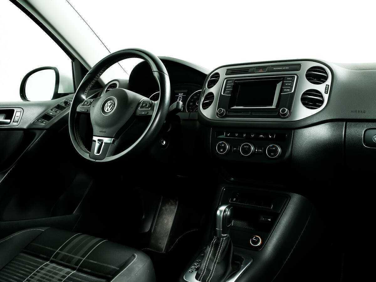 Volkswagen Tiguan, 2016 Фото №9