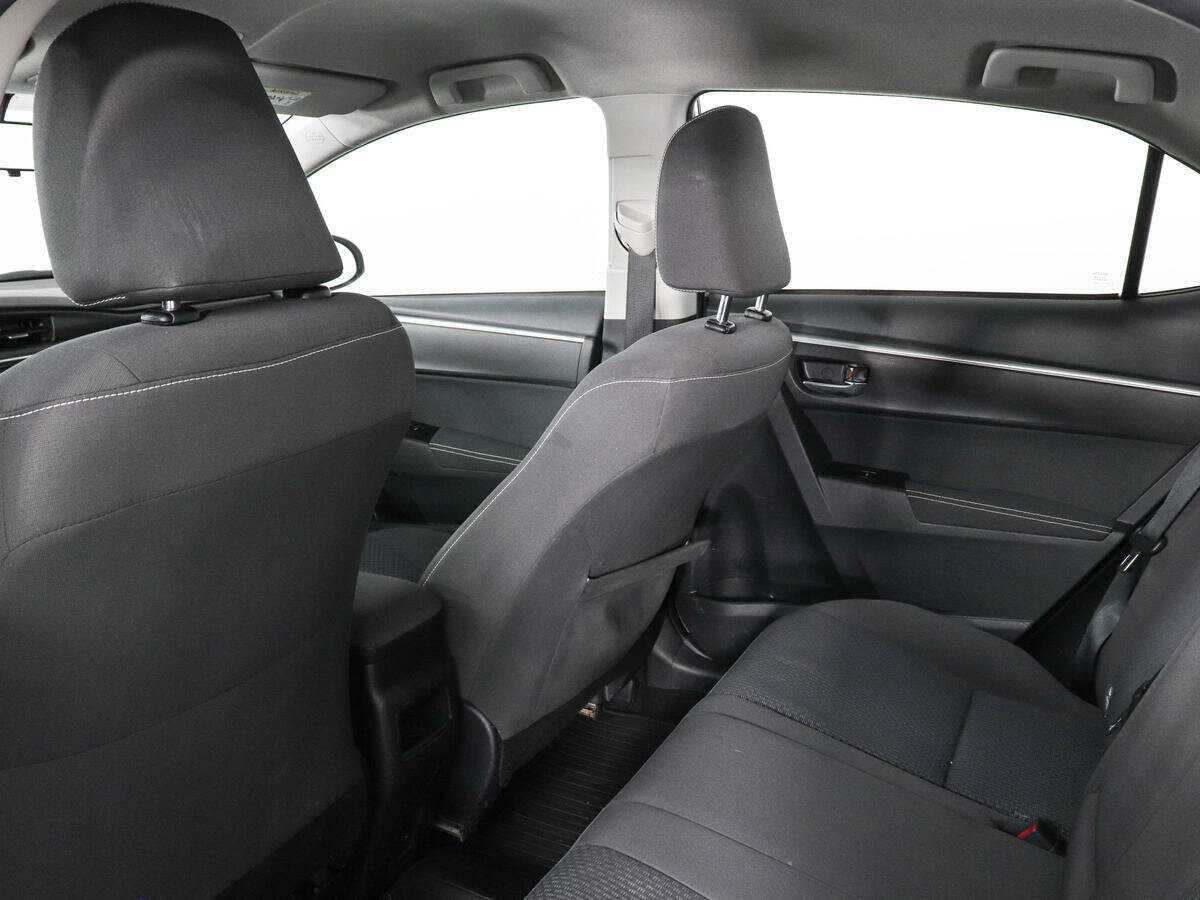 Toyota Corolla, 2017 Фото №12