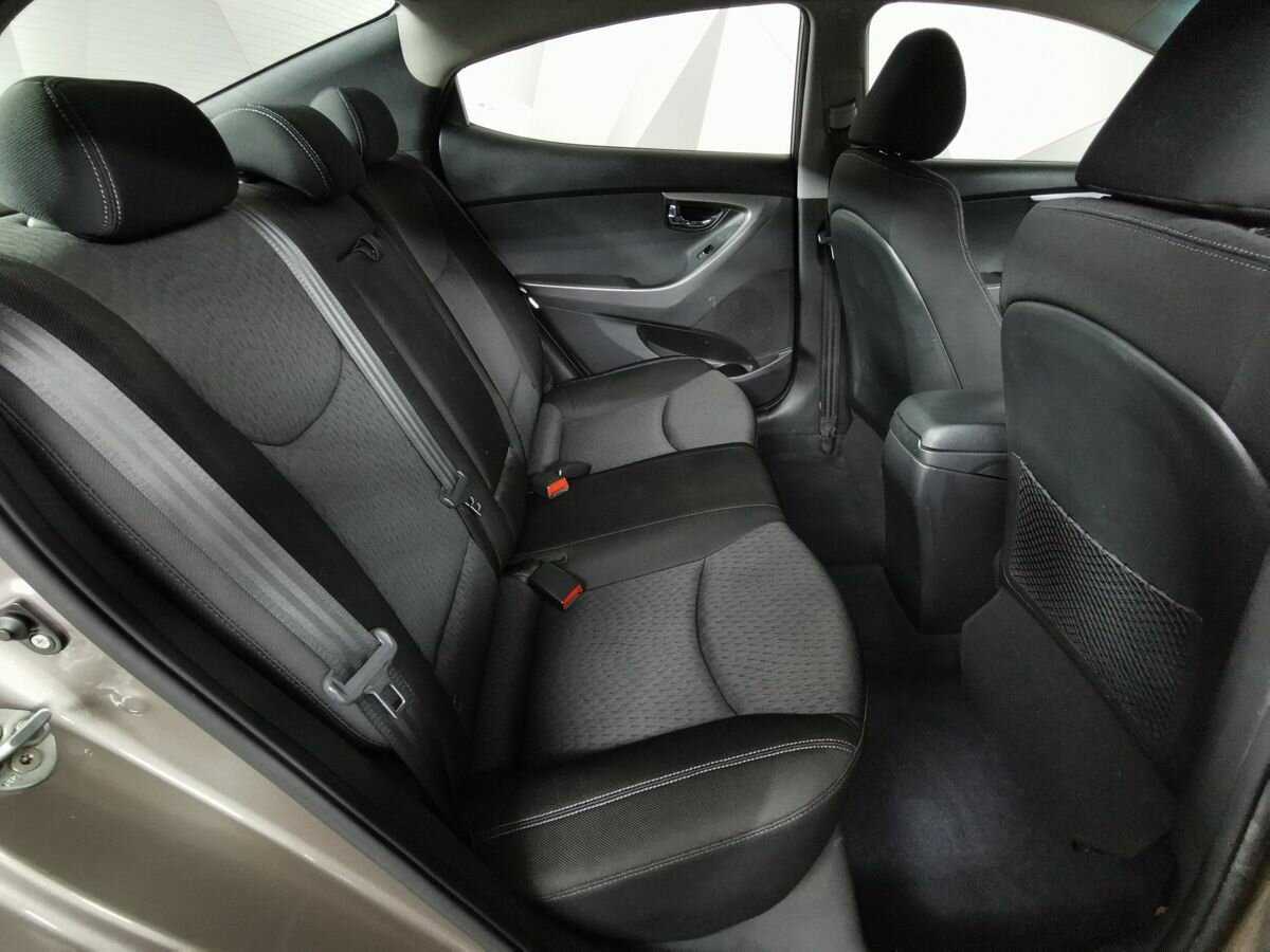 Hyundai Elantra, 2012 Фото №12