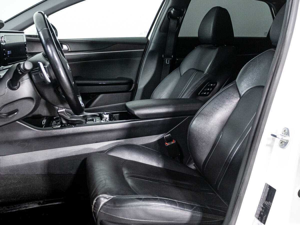 Kia K5, 2020 Фото №17