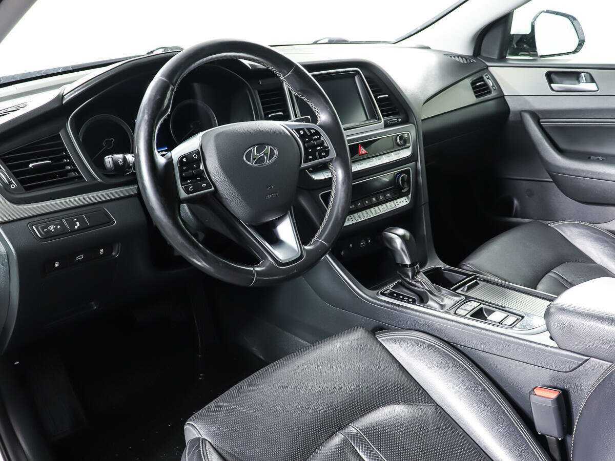 Hyundai Sonata, 2018 Фото №13