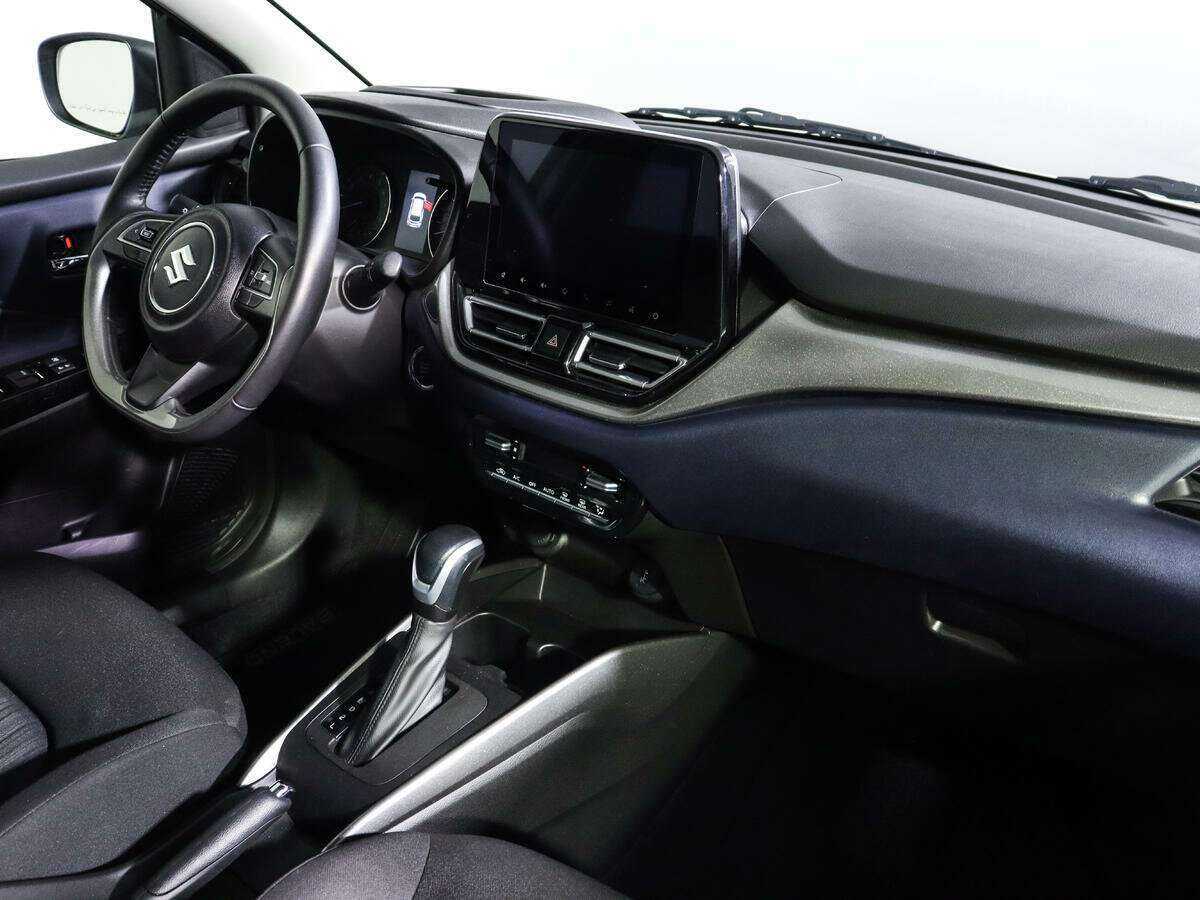 Suzuki Baleno, 2022 Фото №9