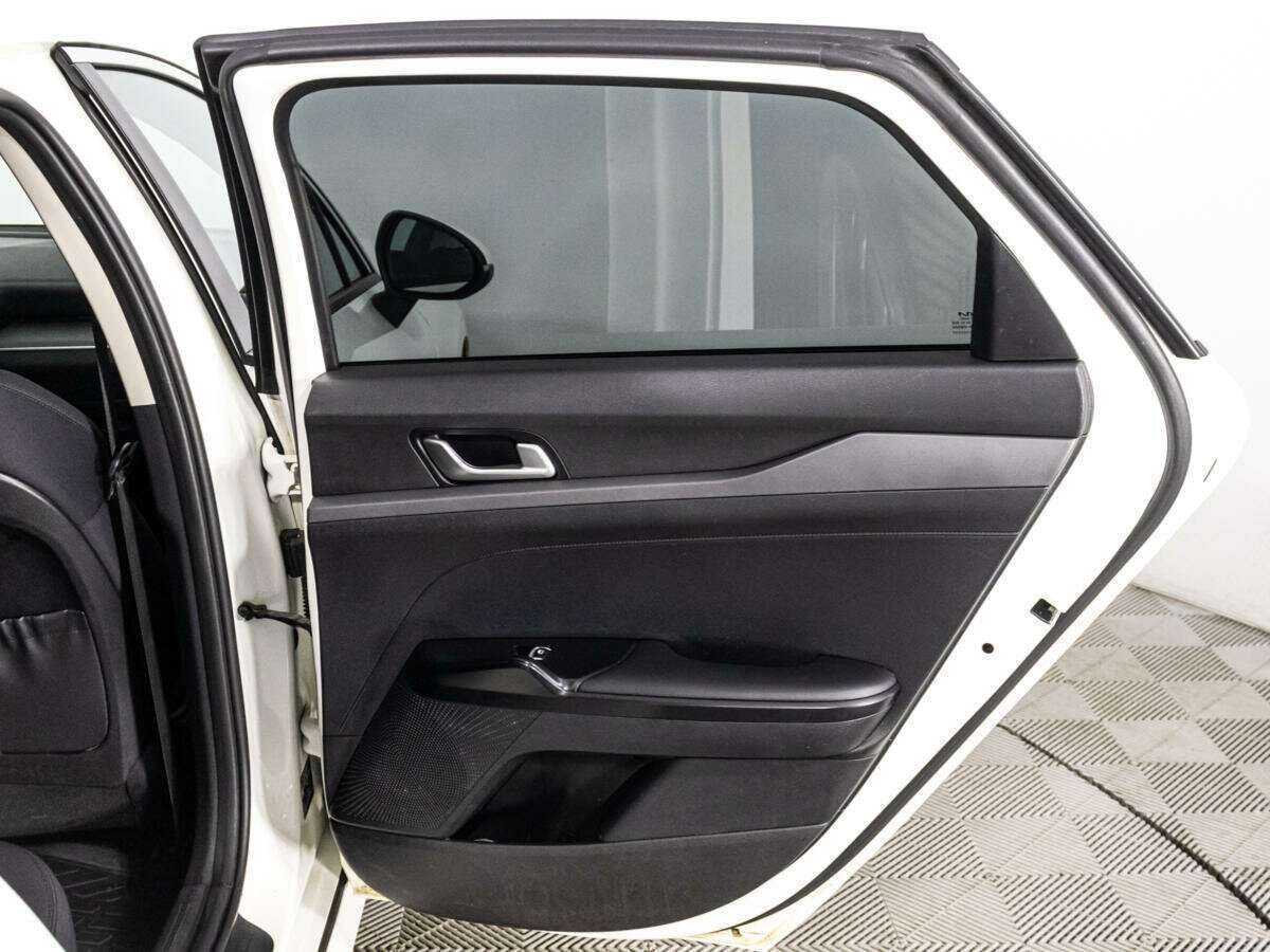 Kia K5, 2022 Фото №26