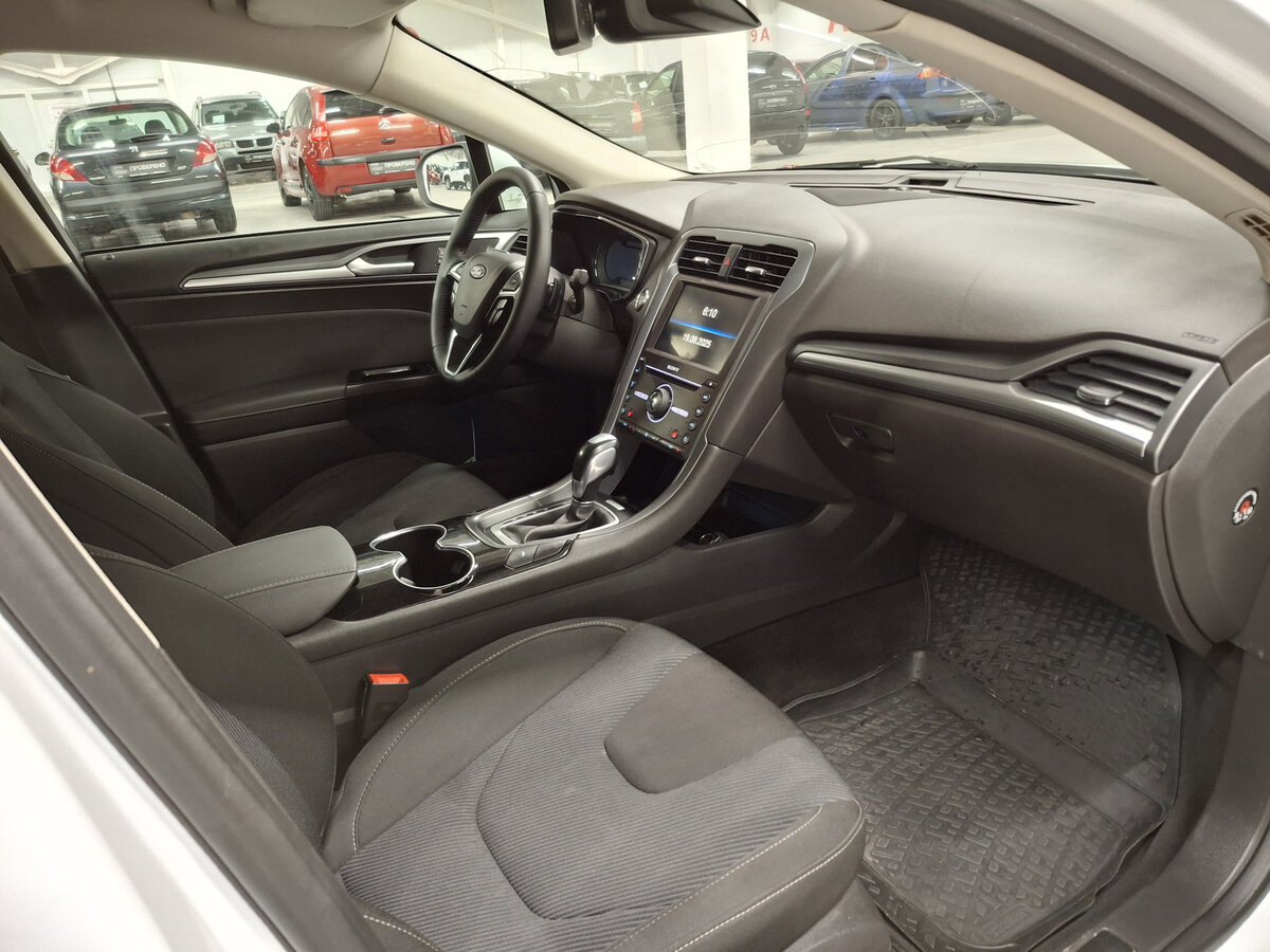 Ford Mondeo V, 2016 Фото №11