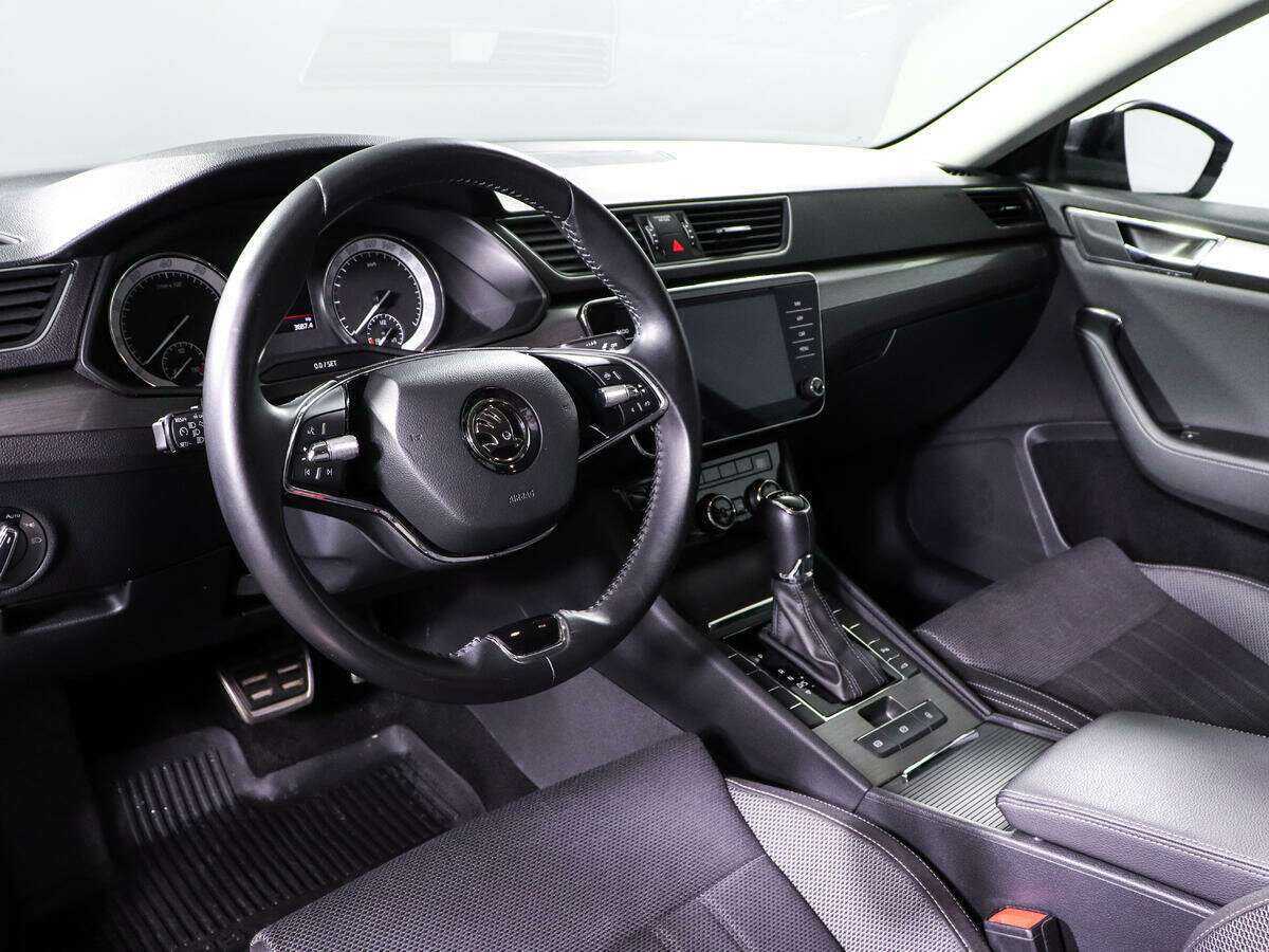 Skoda Superb, 2020 Фото №13