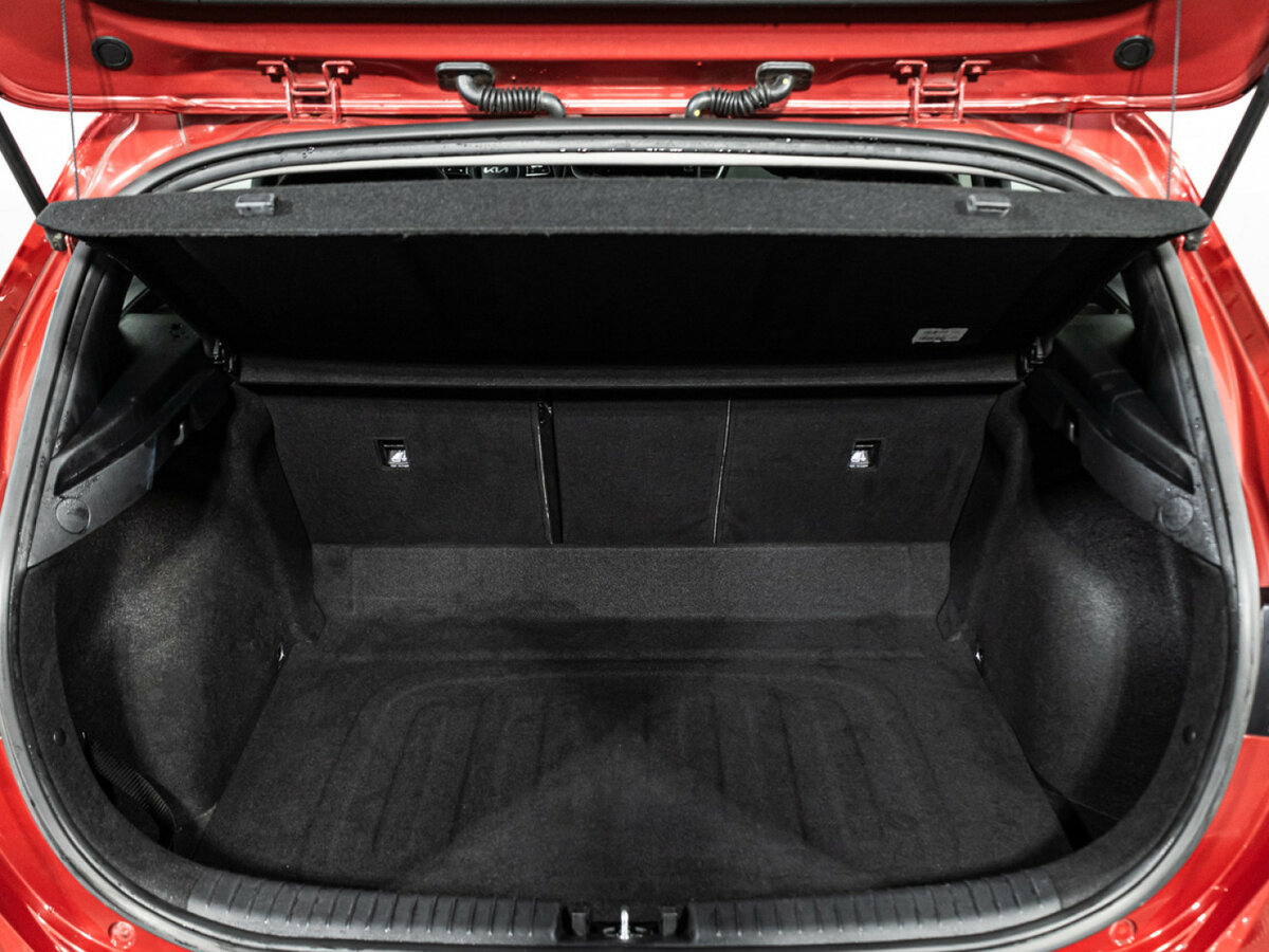 Kia Ceed III Рестайлинг, 2022 Фото №20