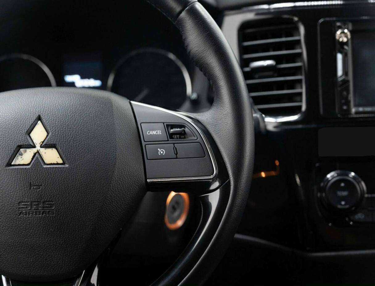 Mitsubishi Outlander, 2017 Фото №15