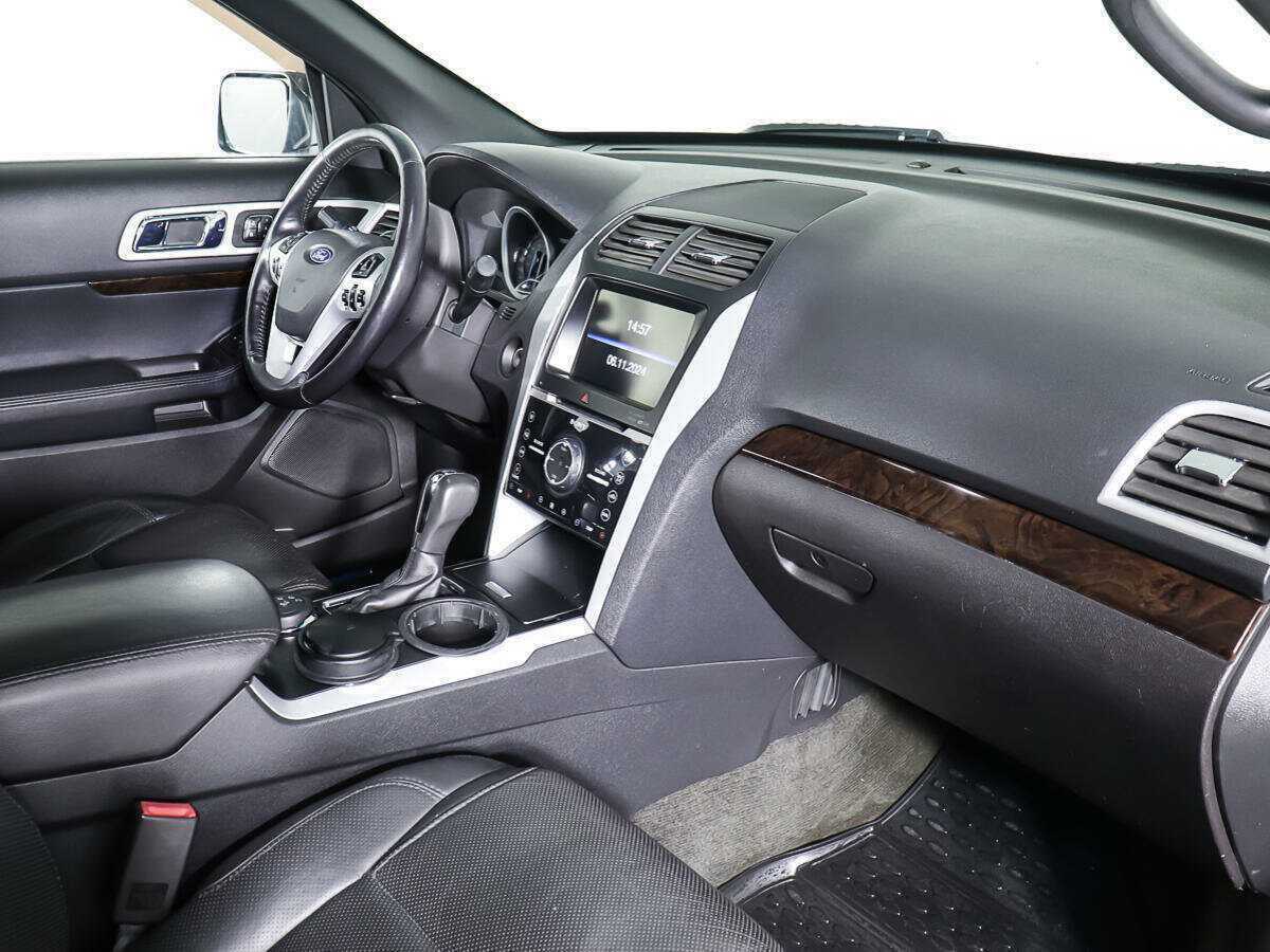 Ford Explorer, 2013 Фото №11