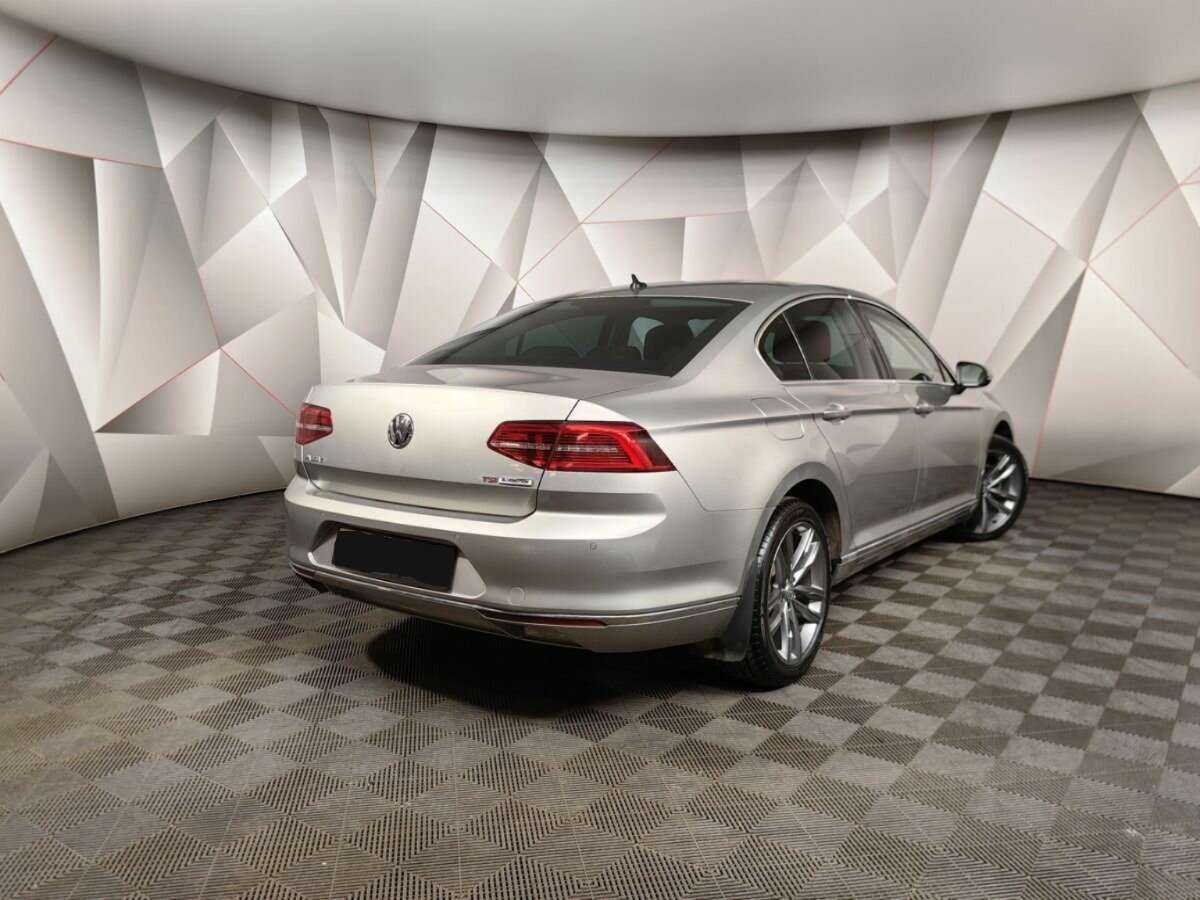Volkswagen Passat, 2017 Фото №2