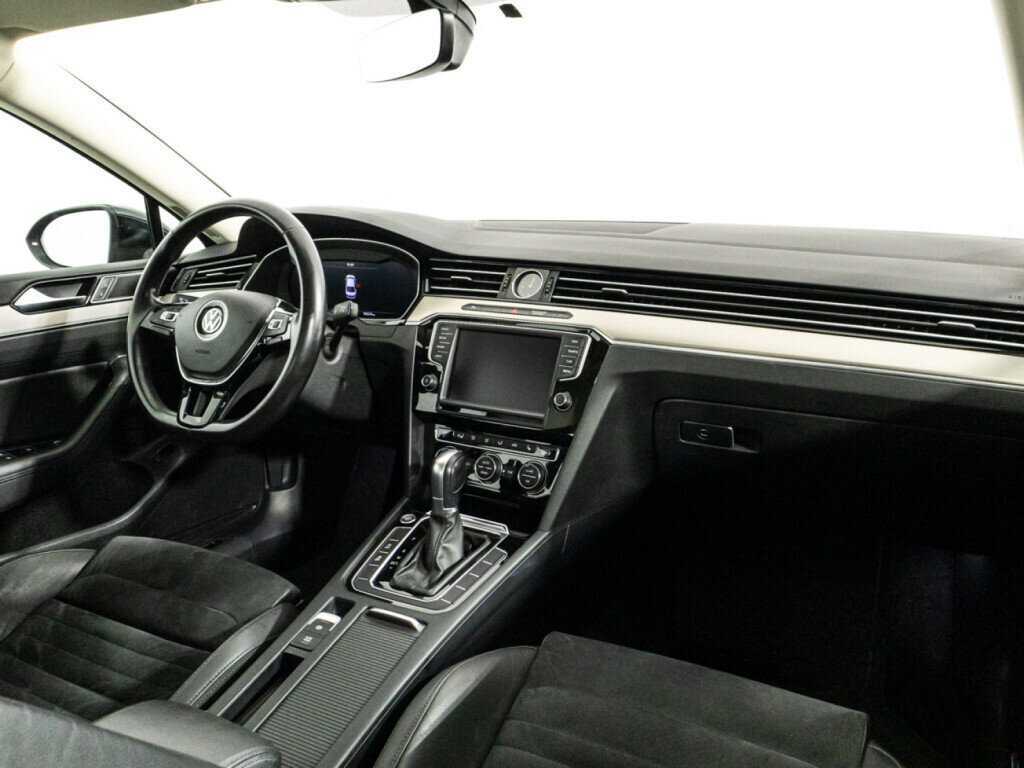 Volkswagen Passat, 2016 Фото №9