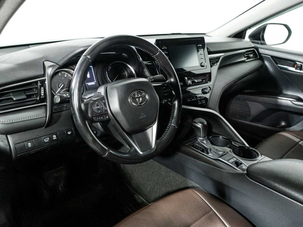 Toyota Camry, 2022 Фото №11