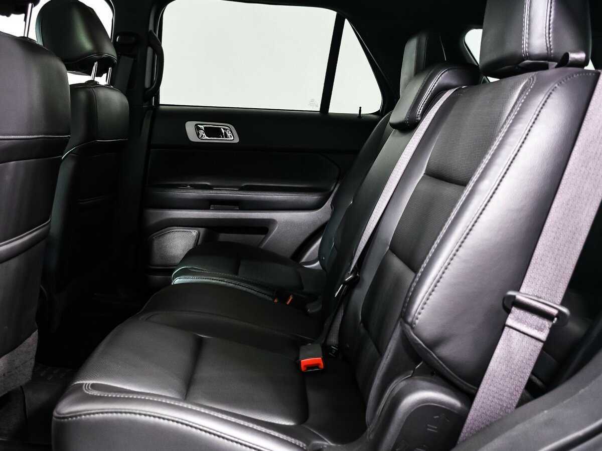 Ford Explorer, 2014 Фото №13