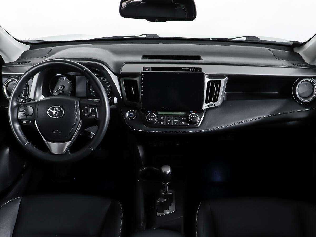 Toyota RAV4, 2018 Фото №11