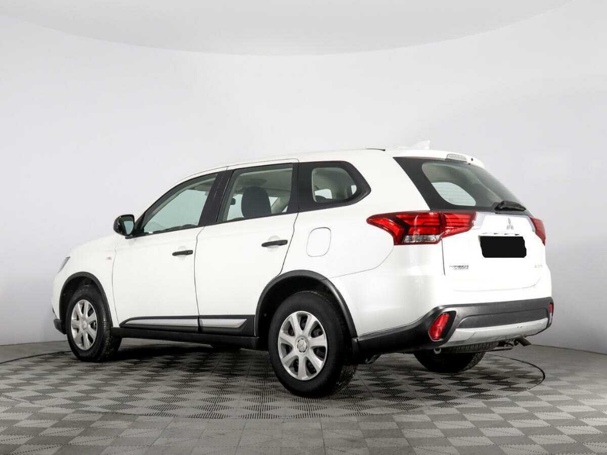 Mitsubishi Outlander, 2018 Фото №7