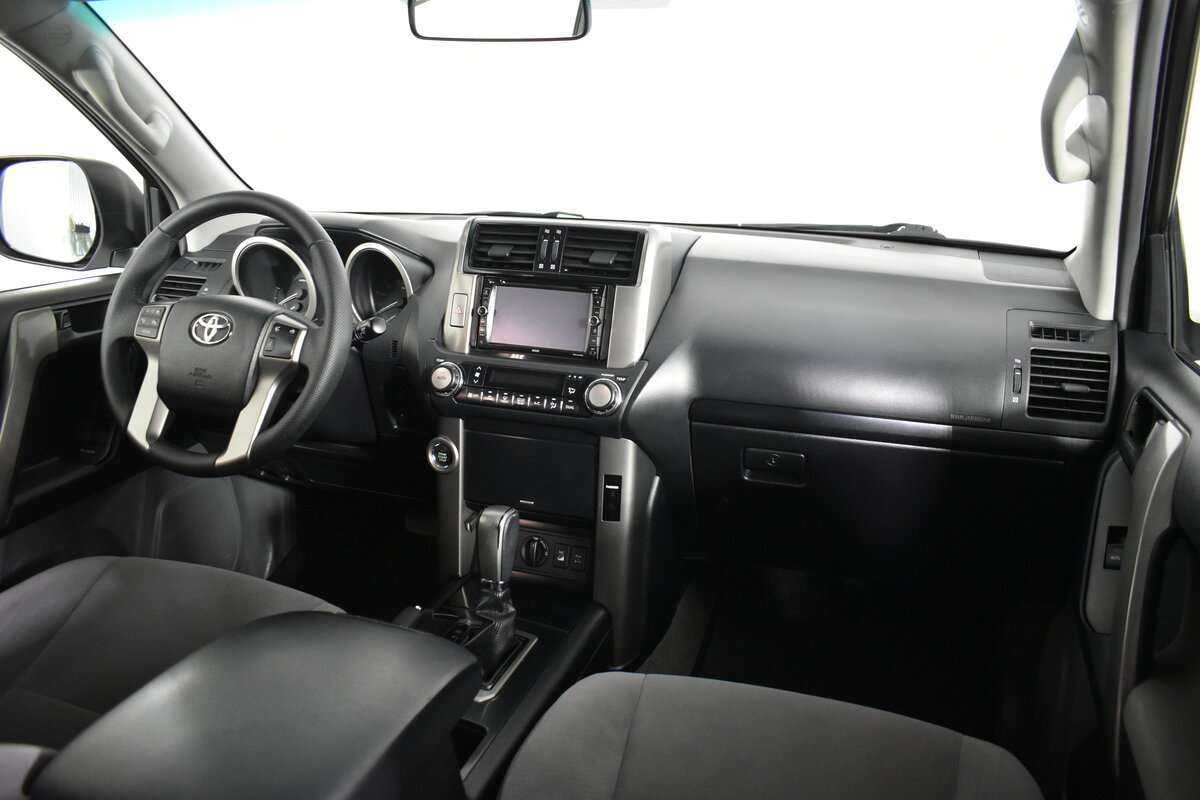 Toyota Land Cruiser Prado, 2012 Фото №10