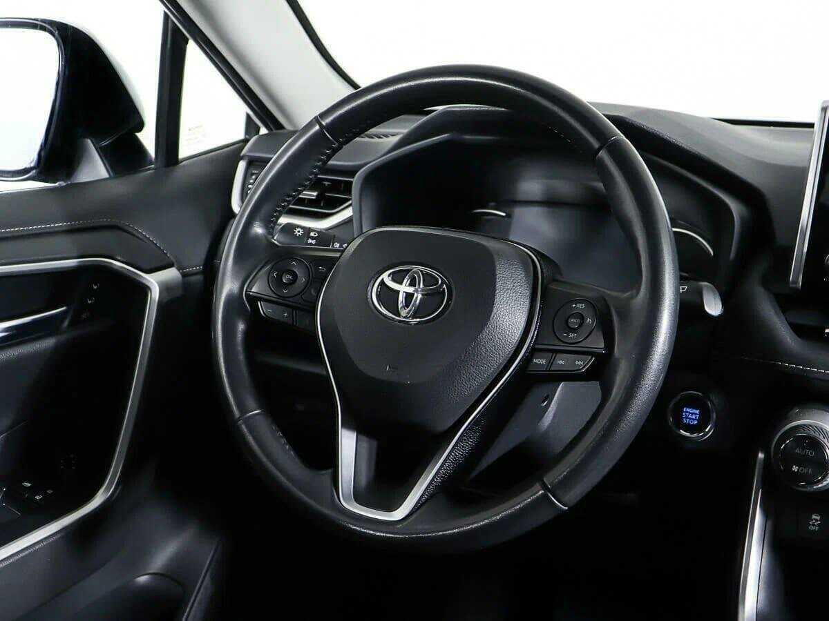 Toyota RAV4, 2021 Фото №10