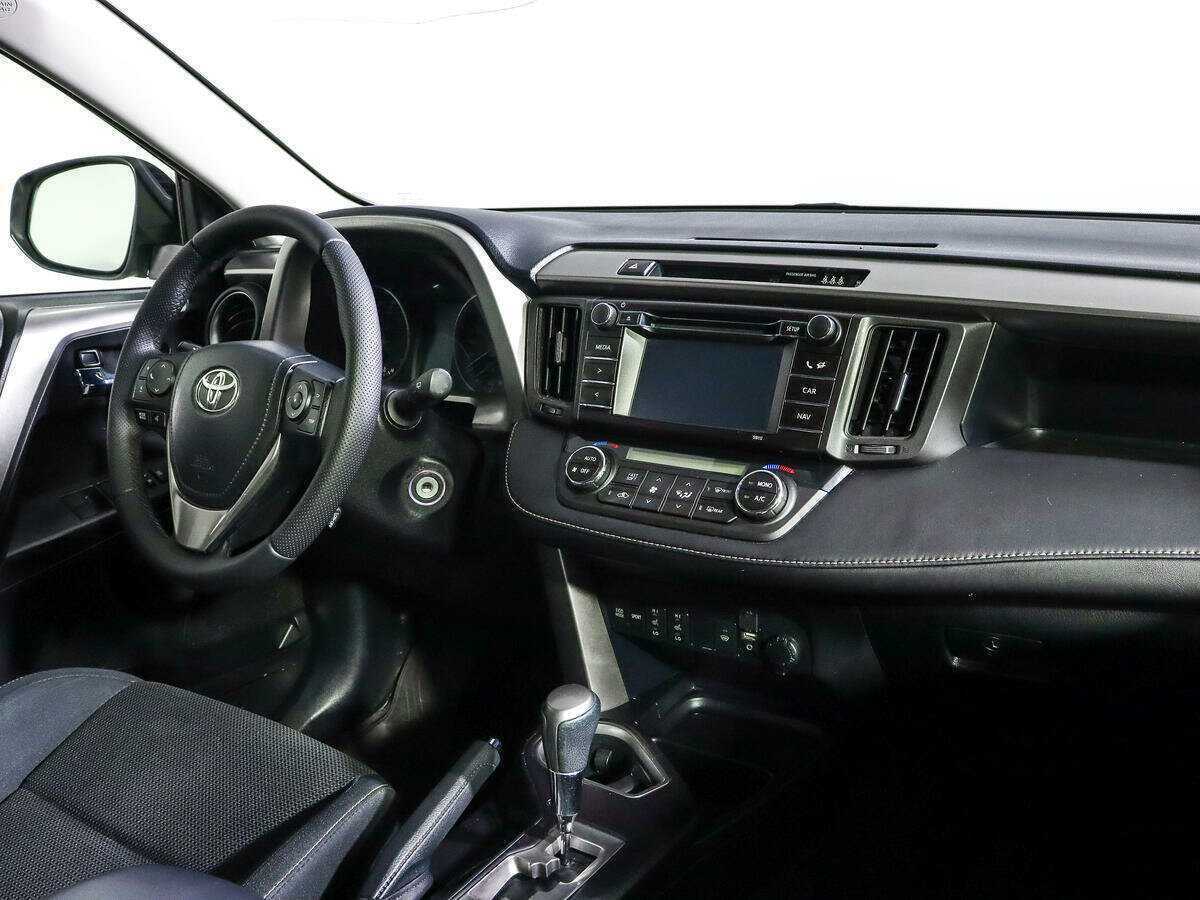 Toyota RAV4, 2016 Фото №7