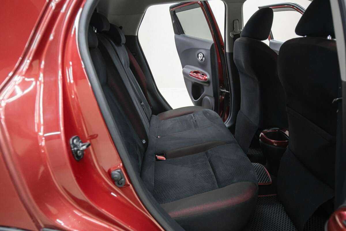 Nissan Juke, 2012 Фото №14
